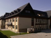 Budynek CDB - strona p&oacute;łnocno-wschodnia