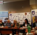 01.09.2014 - Przy Podhalańskiej Państwowej Wyższej Szkole Zawodowej w Nowym Targu powstaje akademicka drużyna hokeja. Porozumienie z MMKS Podhale oraz PPWSZ podpisane.