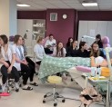 Profesjonalne szkolenie dla studentek kosmetologii